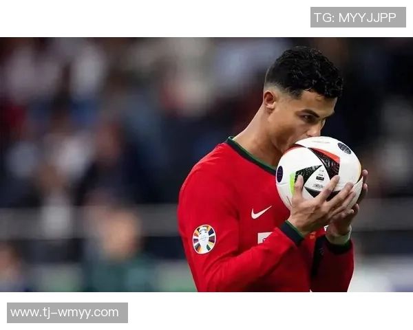 全球足球百大球星前30名榜单揭晓 各路传奇逐鹿世界巅峰